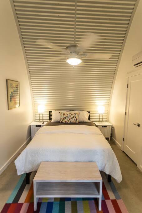 Moon 301 - Crescent Moonrise - 1 Bedroom - 1 Bath *